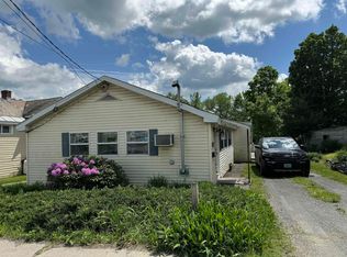 142 Furnace St, Poultney, VT 05764