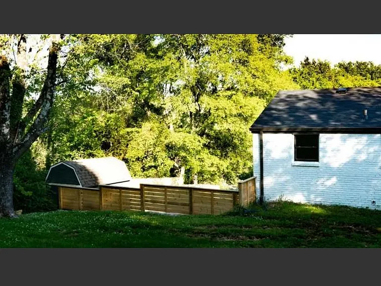 330 Elysian Fields Rd #B — Photo 14