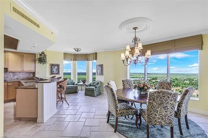 1060 Borghese Ln — Photo 3