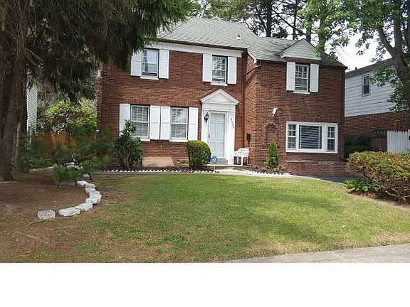 2nd image of 6524 N American St