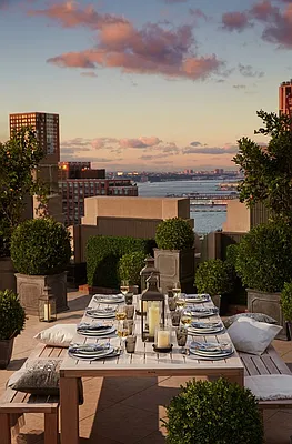 Sold by Corcoran | media 14