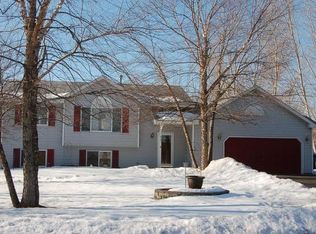 6461 258th St, Wyoming, MN 55092