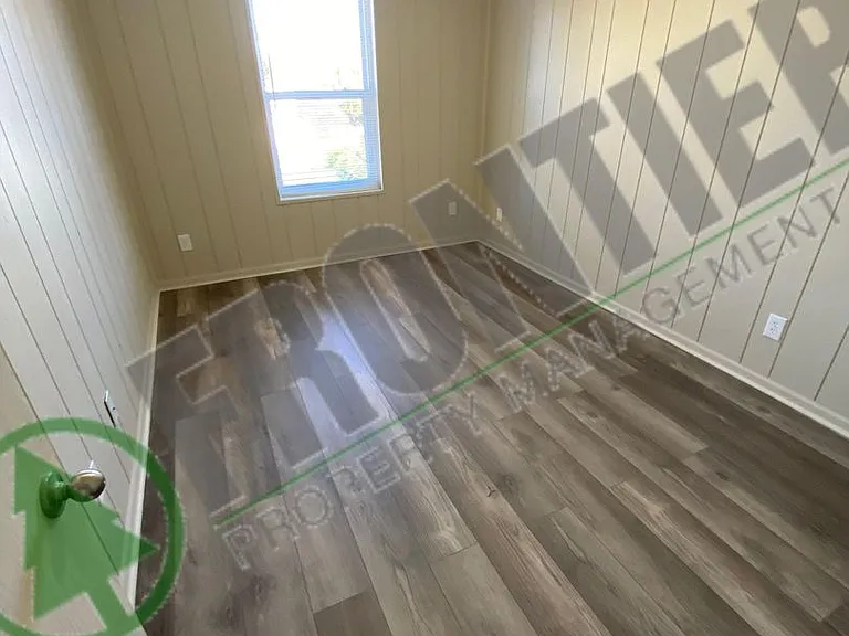 College Place Apartments — Photo 19