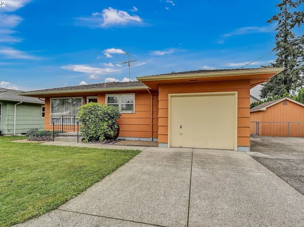 135 Lee St, Saint Helens, OR 97051