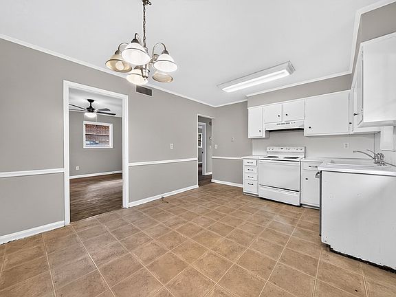 5th image of 202 Wendell Dr