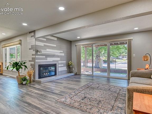 5th image of 3121 Broadmoor Valley Rd Unit A