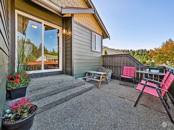 2nd image of 28609 80th Avenue Ct S