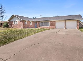 2115 Chestnut Dr, Pampa, TX 79065