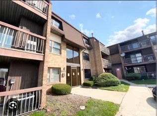 1644 Raspberry Ct, Edison, NJ 08817