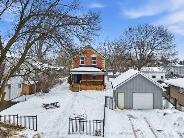 40 Albert St S, Kawartha Lakes, ON K9V 3G7