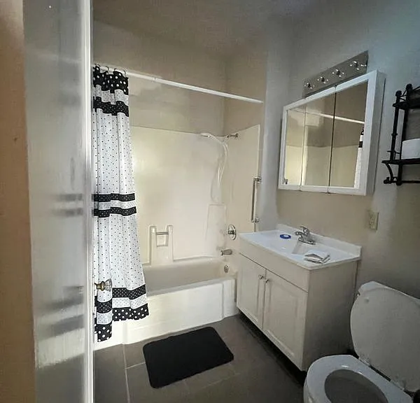 314 S Arroyo Seco St — Photo 3