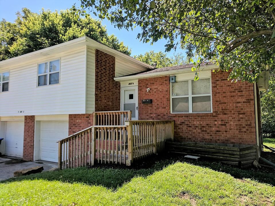 1st image of 407 NE Orchard Dr Unit A