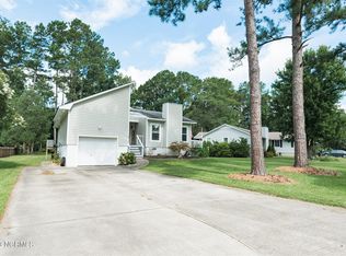 103 Bowline Rd, New Bern, NC 28562