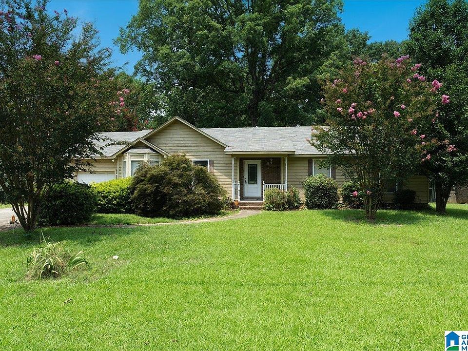 2nd image of 3029 Briscoe St