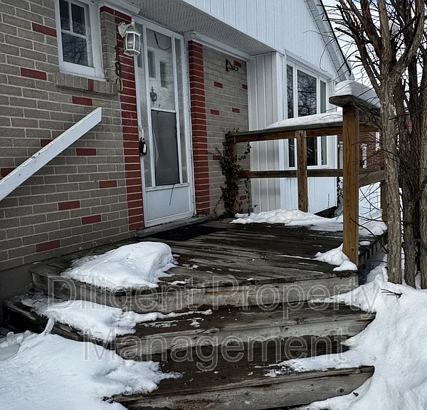 180 Dumble Ave — Photo 21