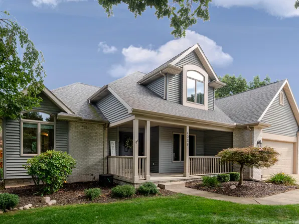 4039 Tudor Dr, Saint Joseph, MI 49085