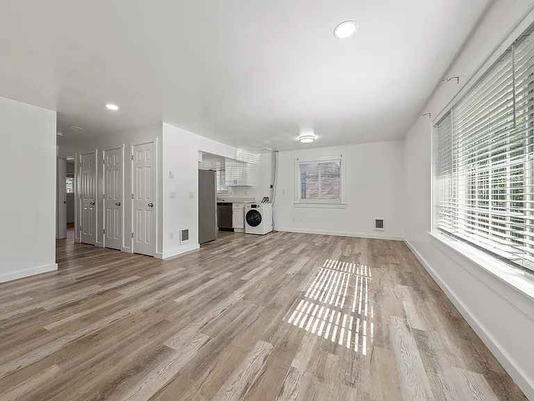 8326 Wabash Ave S #B — Photo 2