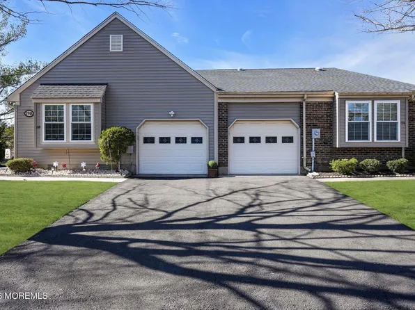 19 Hillsborough Drive #A, Monroe, NJ 08831