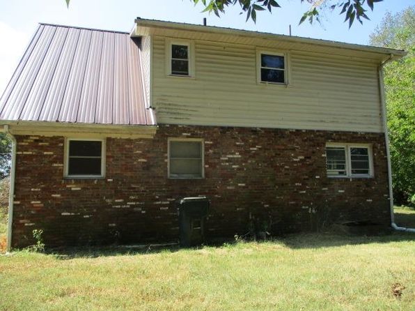 1211 E Decatur St, Tuscumbia, AL 35674