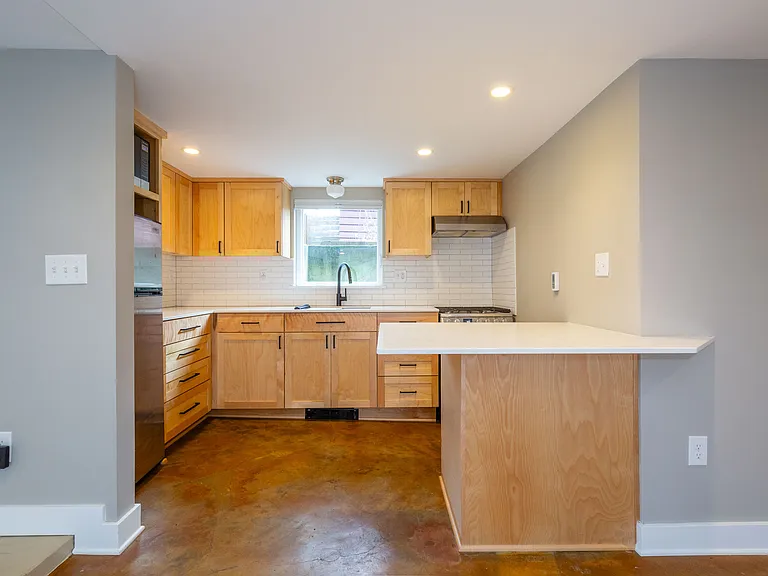 New kitchen and dining bar