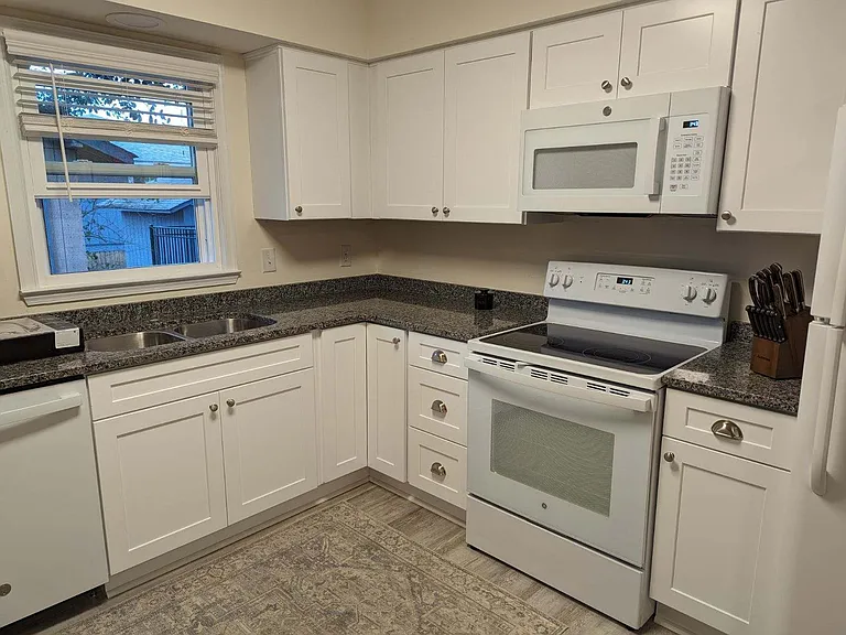 3704 E Stratford Rd #B — Photo 16