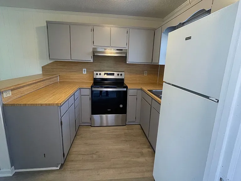 Timbercrest Townhomes — Photo 1