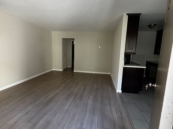 2nd image of 4560 North Ave APT 2