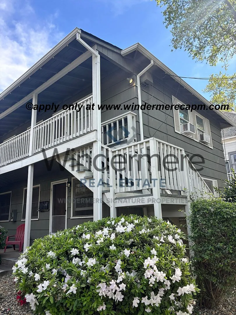 Adorable 1 bed Apartment set in an intimate 8 unit community in New Era Midtown! — Photo 2
