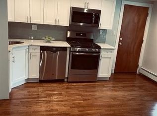 318-320 Princeton Ave, Jersey City, NJ 07305