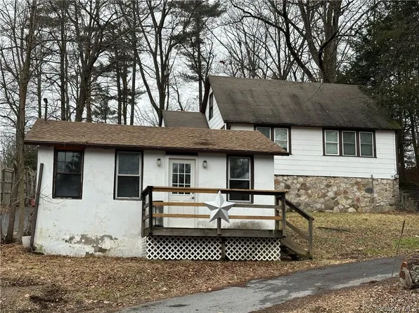 55 Burlingham Rd, Bloomingburg, NY 12721