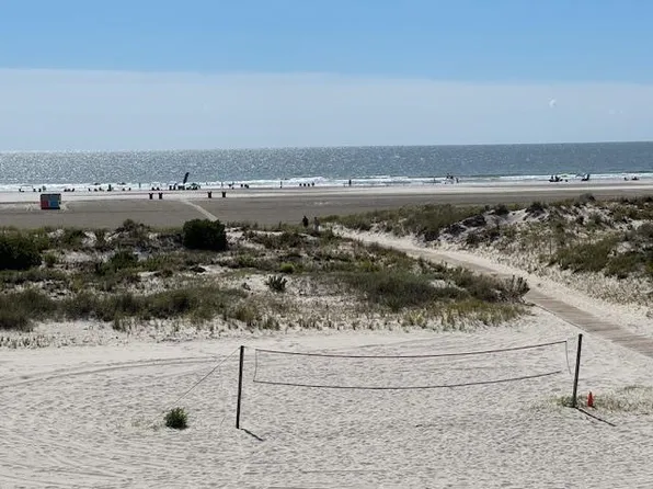 422 Farragut Rd #201, Wildwood, NJ 08260