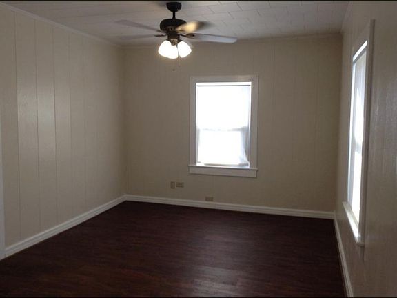 3rd image of 202 Williams Ave