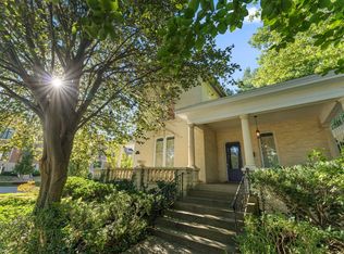 208 Chicago St, Valparaiso, IN