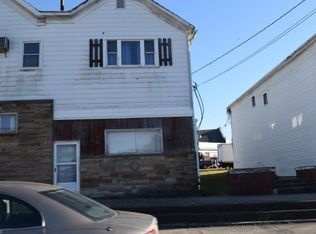 105 High St, Flushing, OH 43977