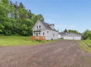 1114 29th St, Carlton, MN 55720