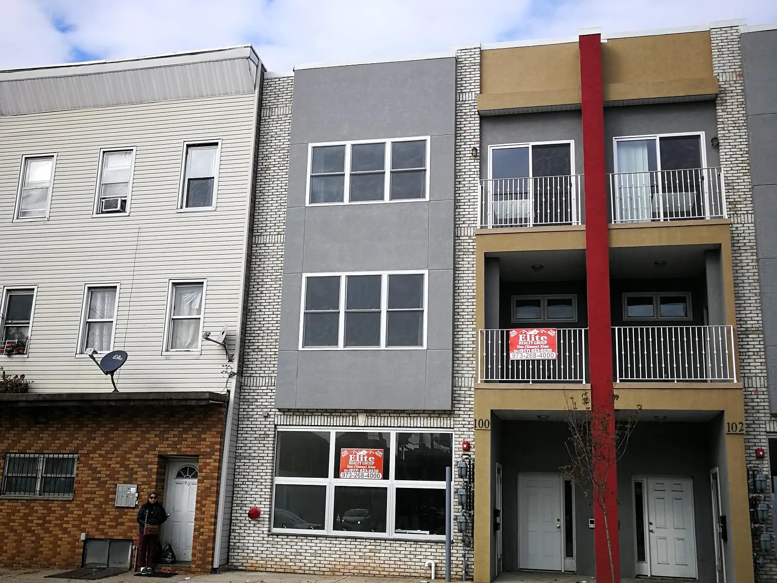 3 bed, 2.5 bath, 1600 sqft, $2,900 — Photo 1
