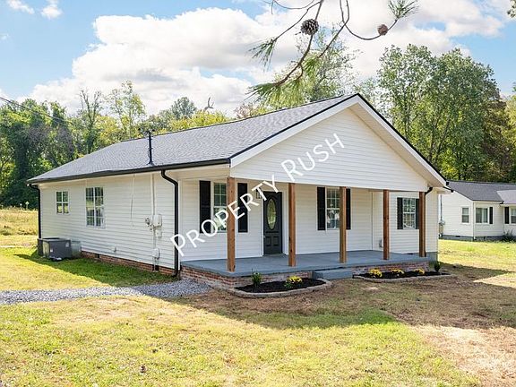 2nd image of 1522 Happy Valley Rd