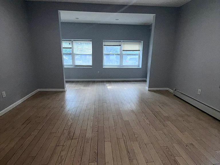 3708 Dyre Ave #1 — Photo 6