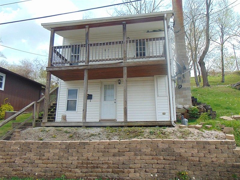 2nd image of 116 Elm St