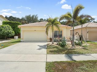 7865 Colony Lake Dr, Boynton Beach, FL 33436