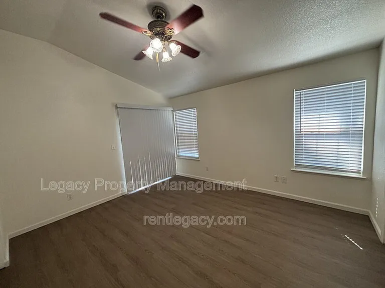 8559 Star Bright Ct — Photo 12