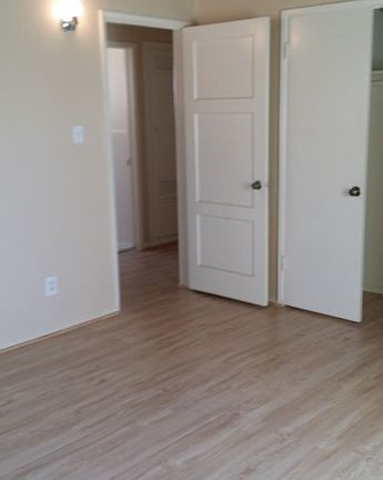5th image of 7918 Peachtree Ave