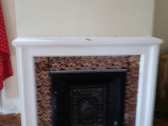 4th image of 179 N Grove St #2