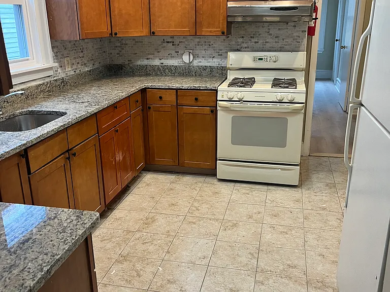 66 Poe Ave #2 — Photo 9