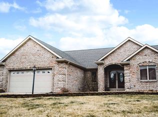10830 Martin Creek Xing, Fort Wayne, IN 46845