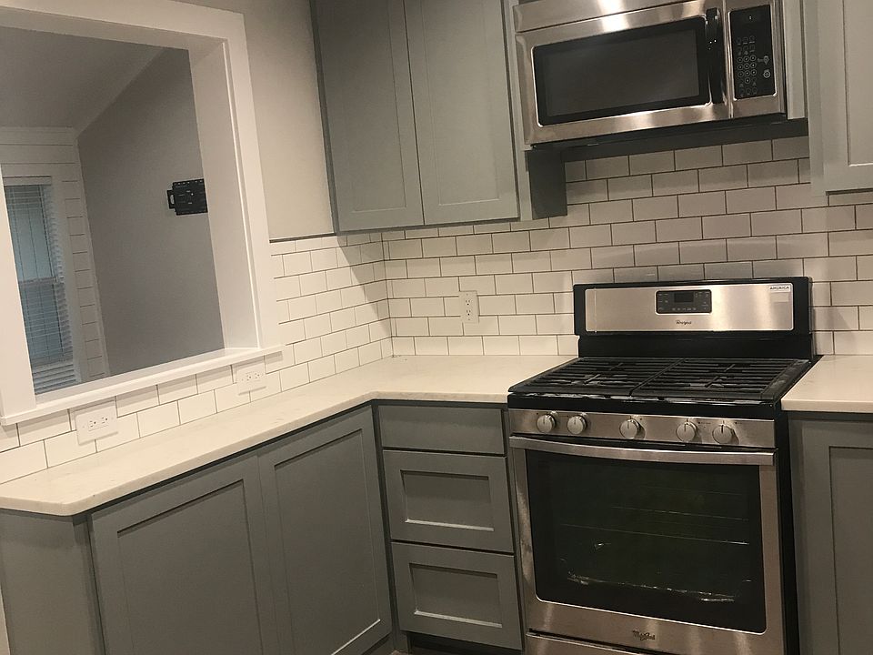 1st image of 15058 Country Acres
