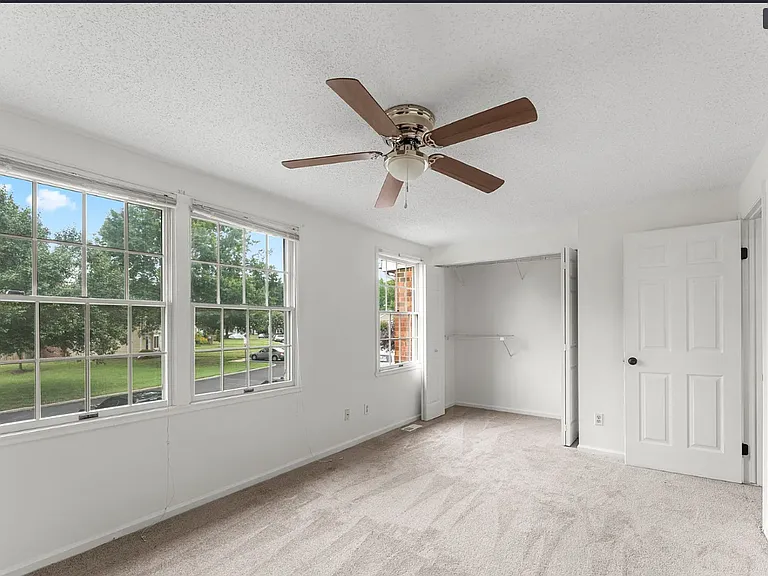 9428 Tracey Lynne Cir — Photo 24