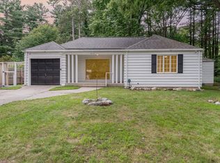513 Albee Ln, Midland, MI 48640