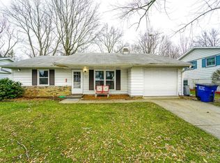 922 Broadbrook Ln, Michigan City, IN