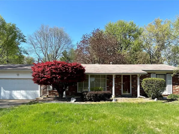 1817 Shardell Dr, Saint Louis, MO 63138